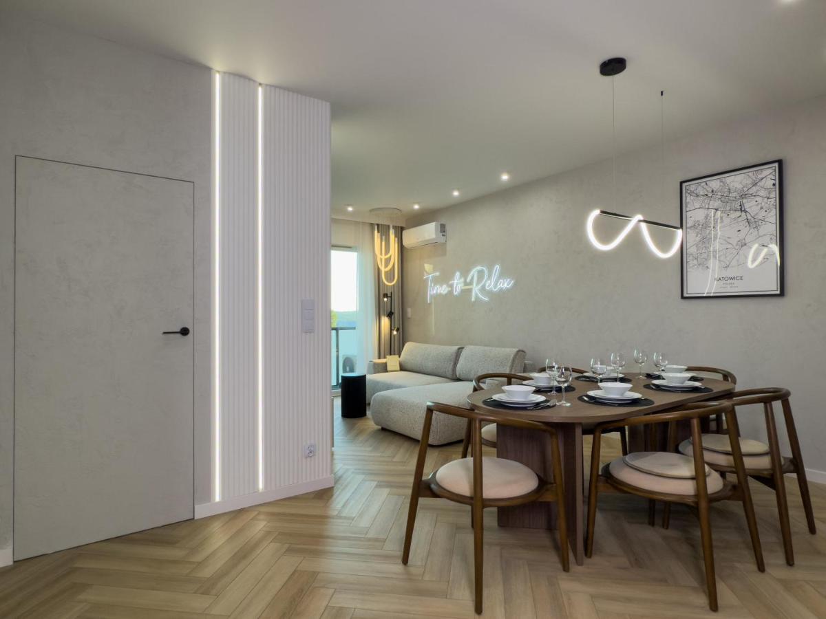 URBAN APARTMENTS GLOBAL, Jacuzzi, Floor 8th No 03, Garage, Self Check-in, No deposit - B&B Katowice