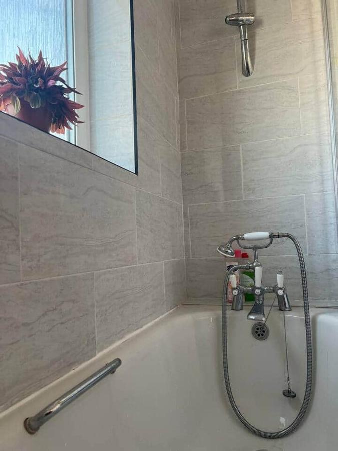 The Green House - B&B Luton