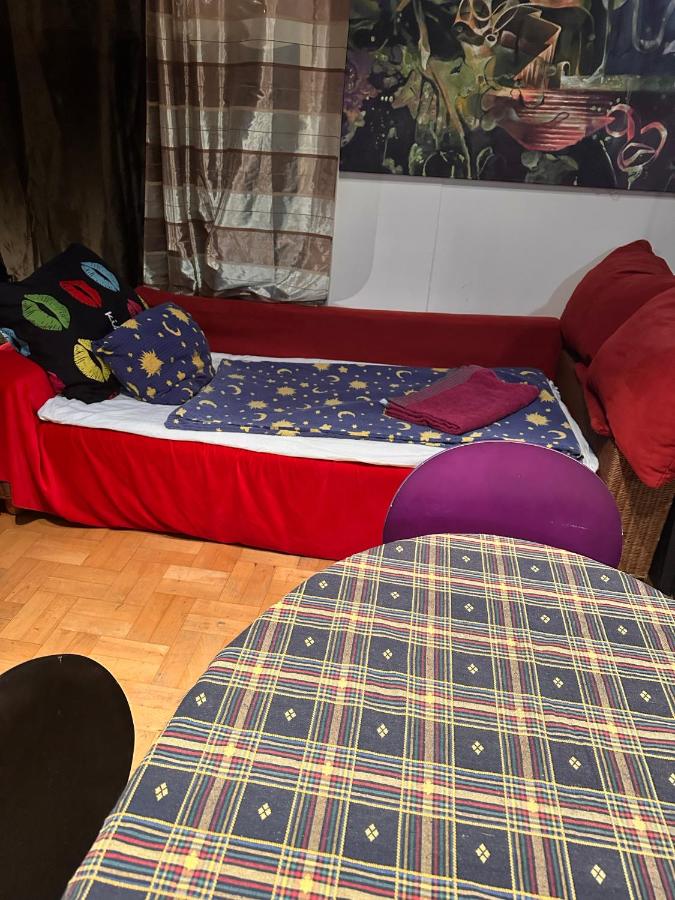 Mixed Dormitory Room