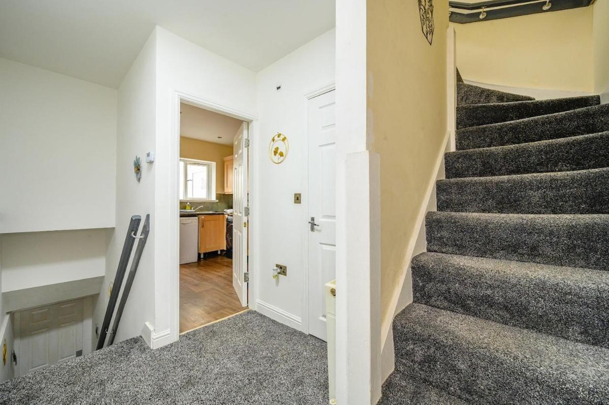 H17A Cosy & Welcoming home - B&B Liversedge