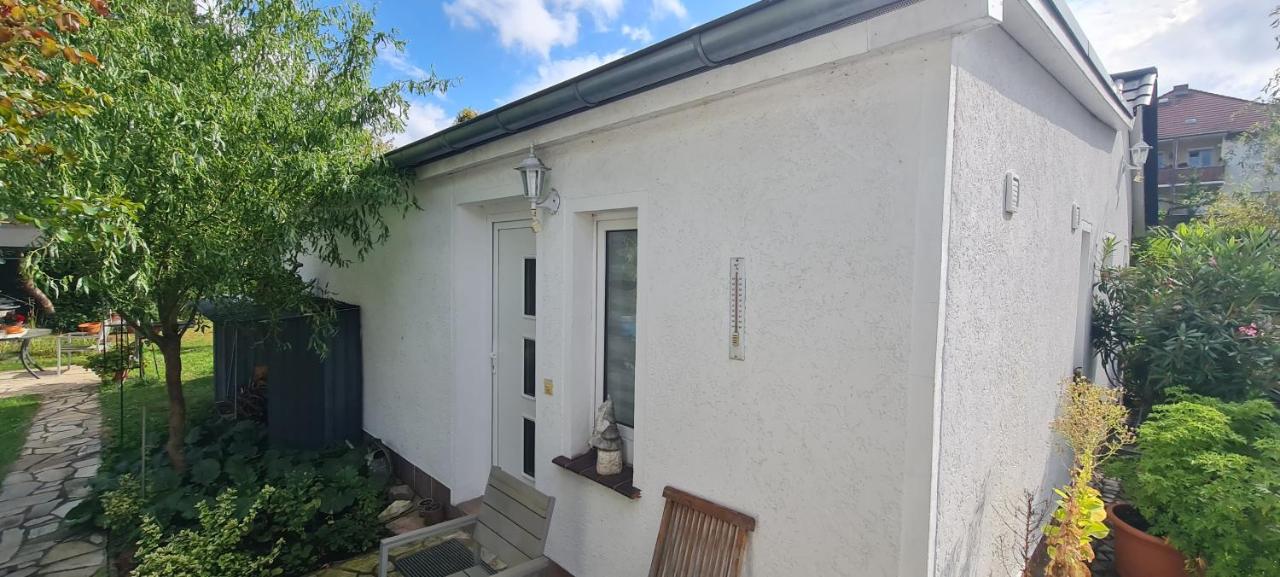 Ferienwohnung Blumenweg - B&B Potsdam