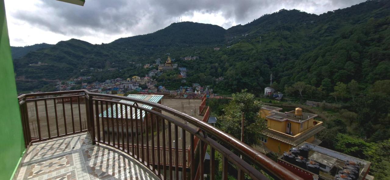 Nitin Home Stay - Ferienwohnung Rawālsar