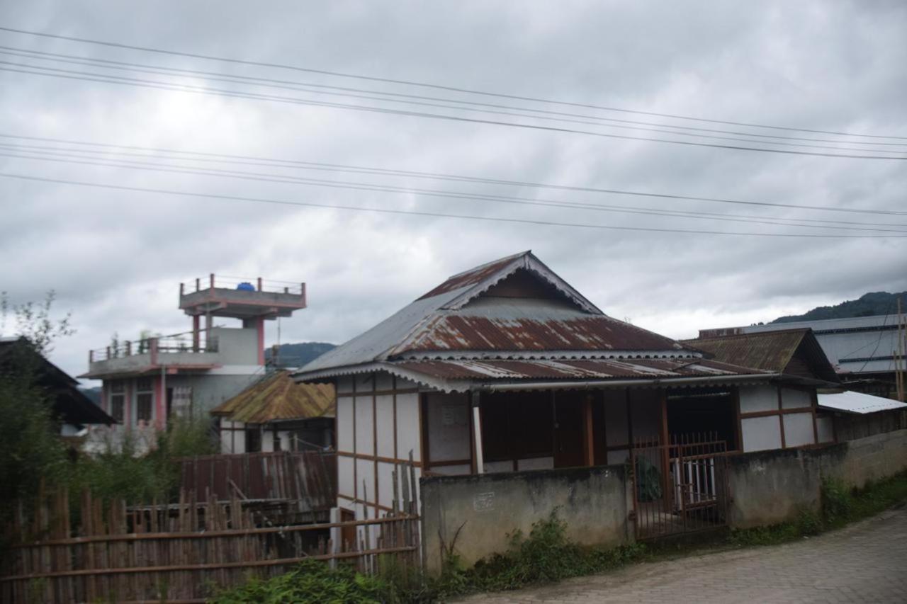 H T Taller Homestay - Ferienwohnung Ziro