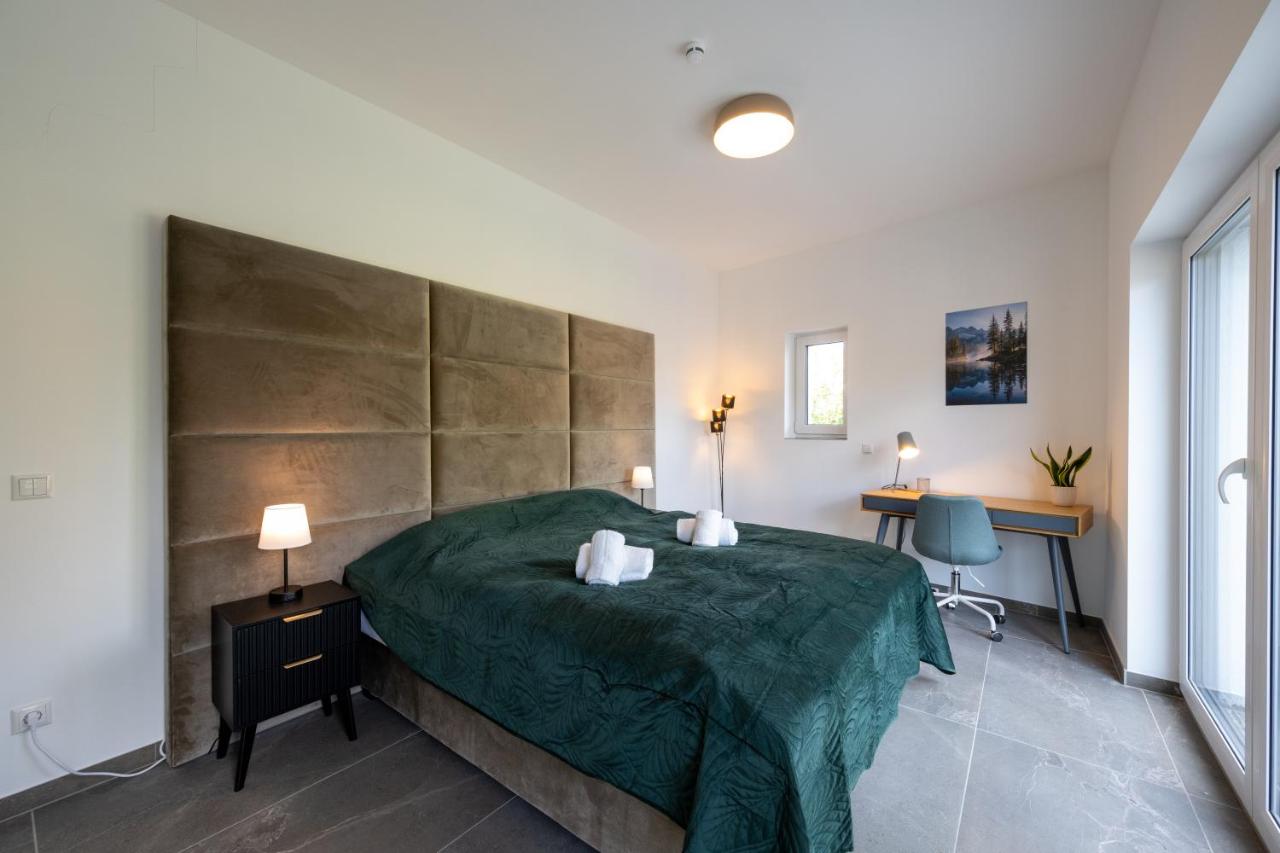 Lux Apts Deluxe Apartment-Zentral-Messe-Küche - B&B Colonia