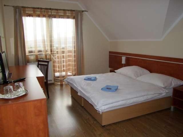 Doppel- oder Zweibettzimmer