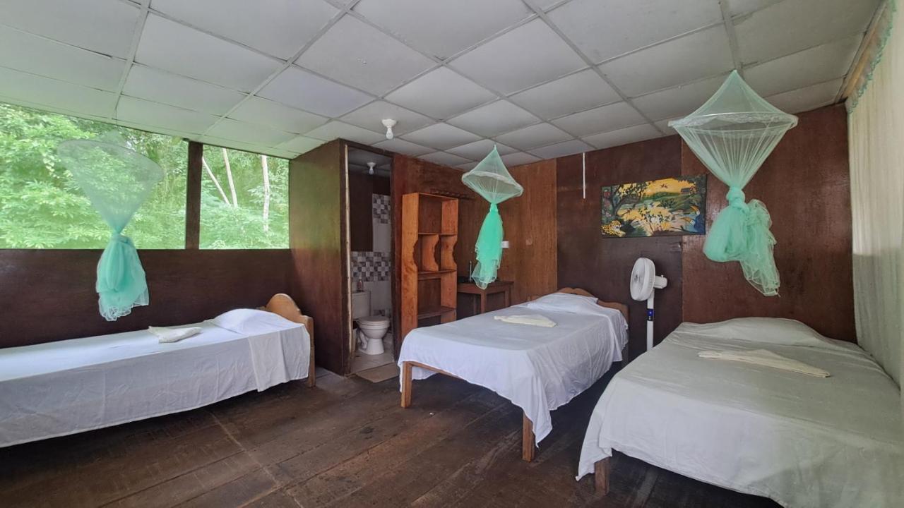 Driepersoonskamer met Eigen Badkamer