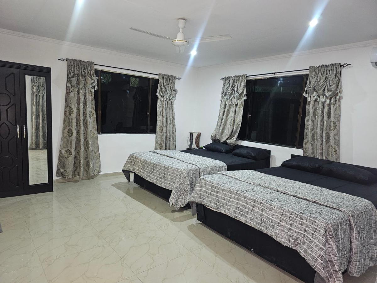 Aum Vacation Home - Bed and Breakfast Nadi