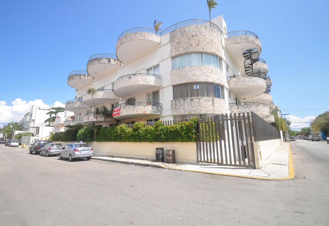 Phenomenal Location Near Beach & 5th with Stunning Roof Pool - B&B Playa del Carmen