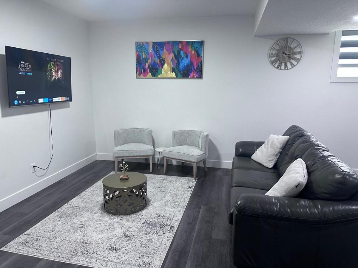 Sammy's Place - B&B Edmonton