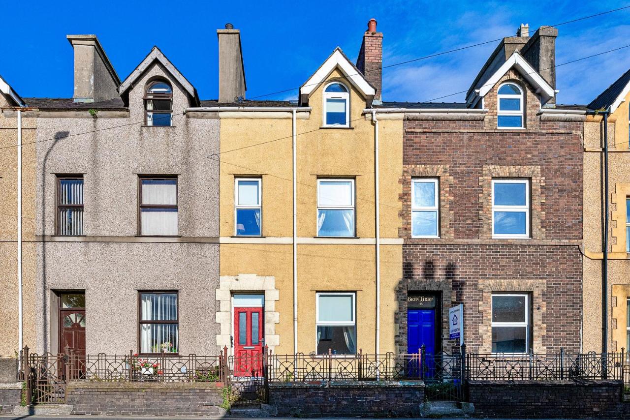 Finest Retreats - Bryn Derfel House - B&B Caeathro