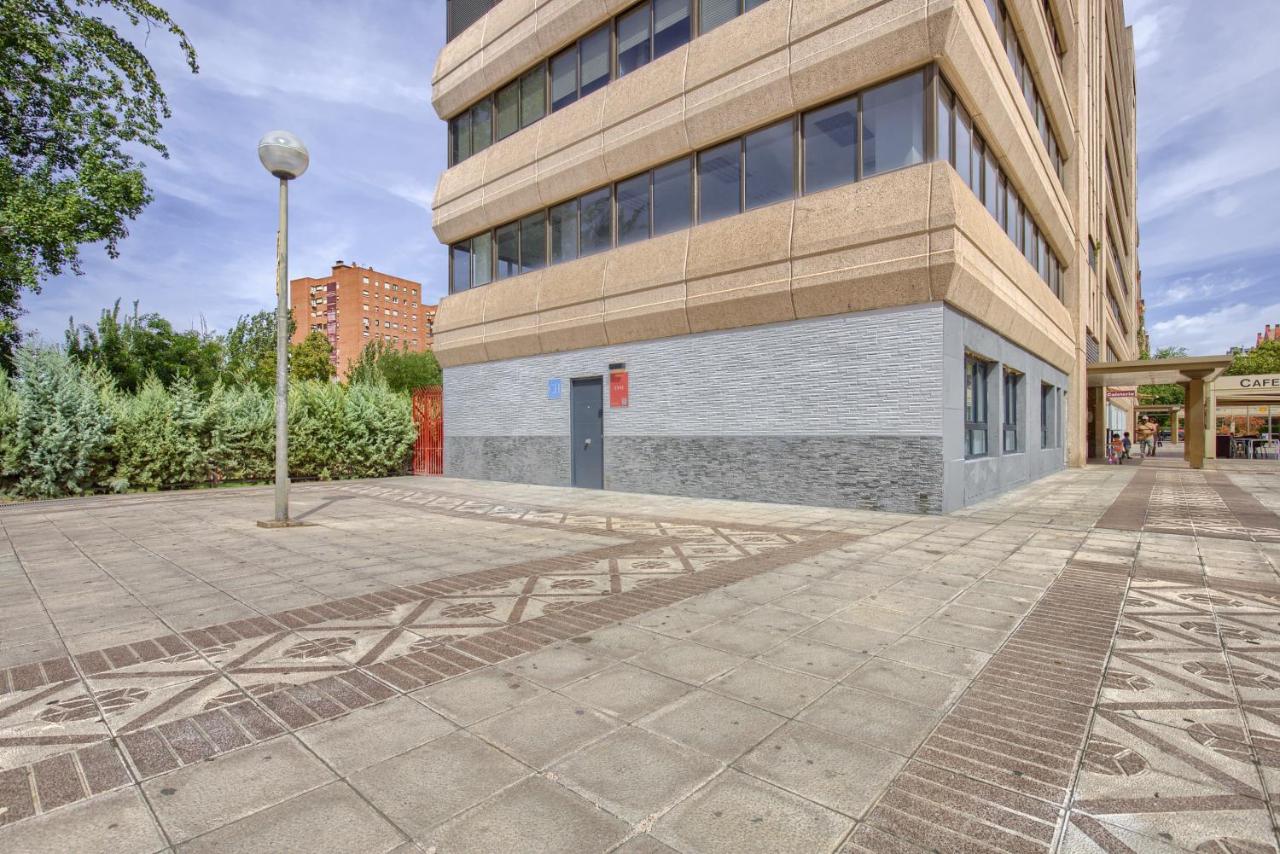 Dobo Madrid CV93 - B&B Madrid