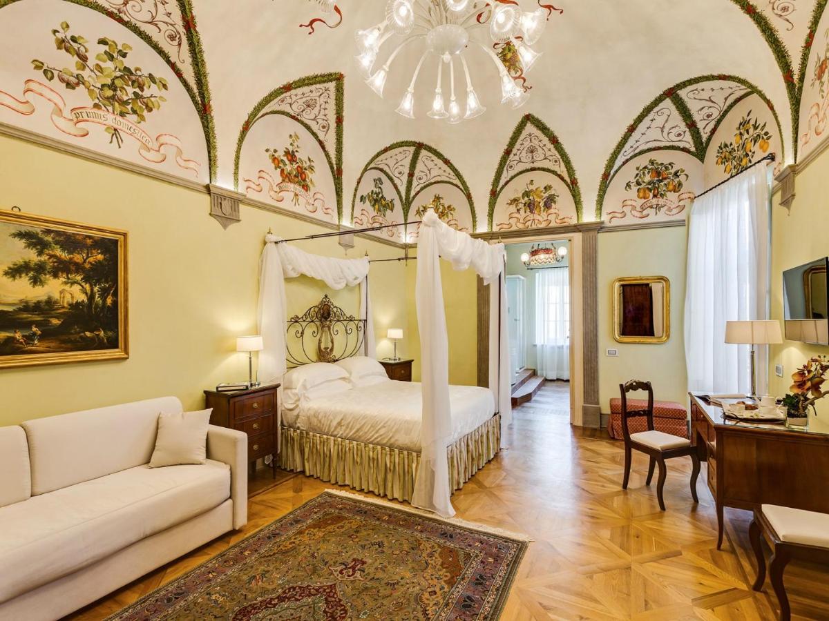 Junior Suite mit Whirlpool