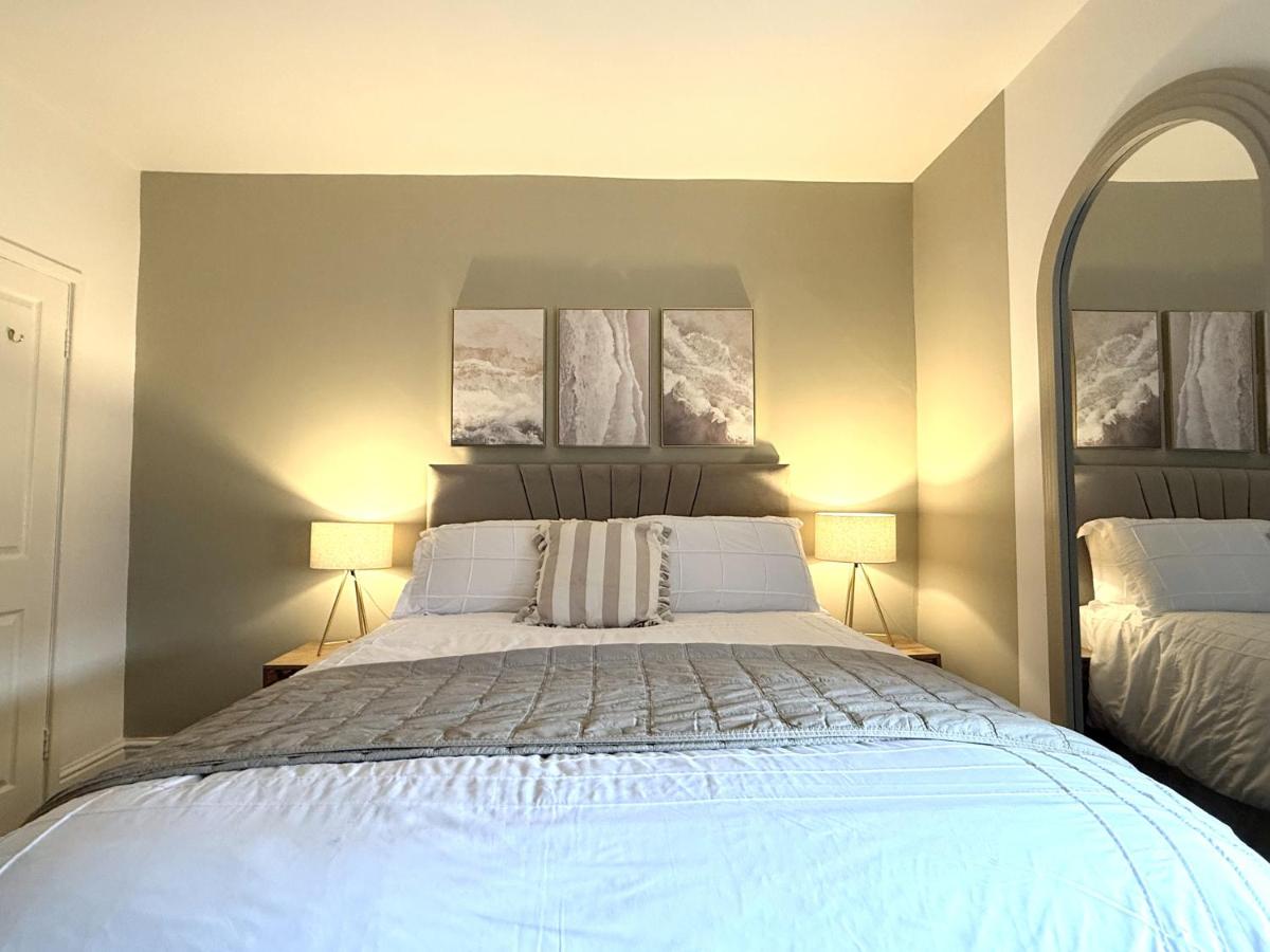 The Whitchurch Apartment- The Painted Rooms - B&B Whitchurch