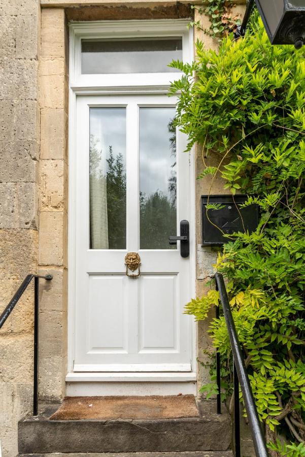 Look No Further The Stable Block in Beautiful Beaufort House 2 Bedrooms - Bed and Breakfast Bath