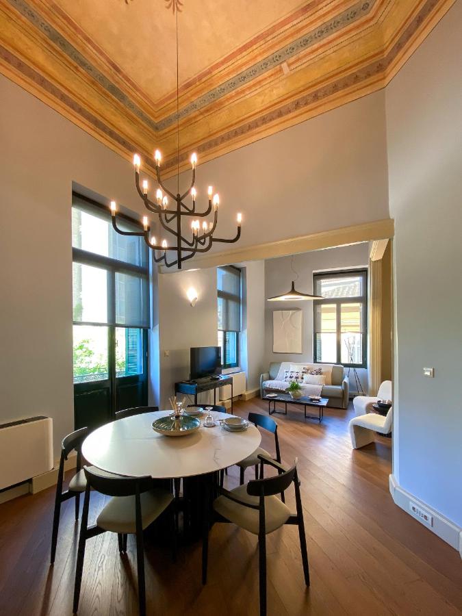 84 Luxury Suites in Center of Athens - Chambres d’hôtes Athènes