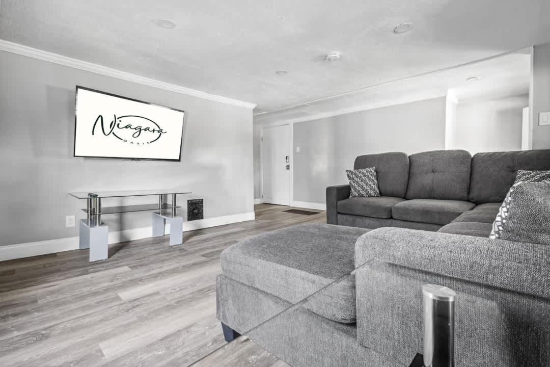 Spacious 3BR 1BA close to the Falls - B&B Niagara Falls