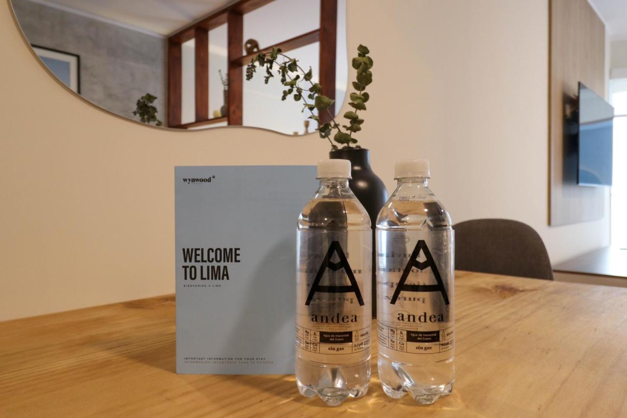 Deluxe One-Bedroom Apartment