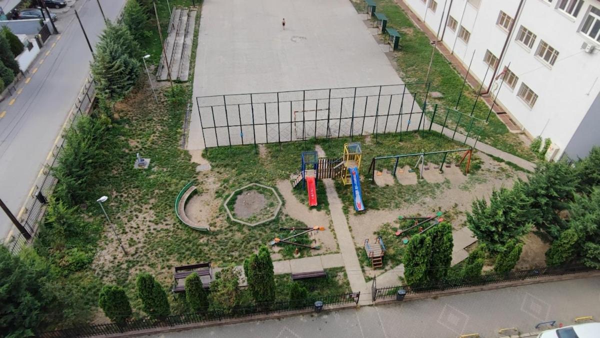 Spacious, Central, Free parking - B&B Skopje