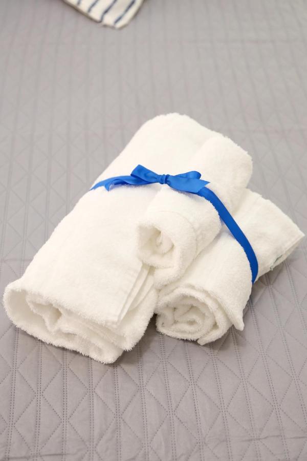 Camera Matrimoniale con Balcone e Vista Mare