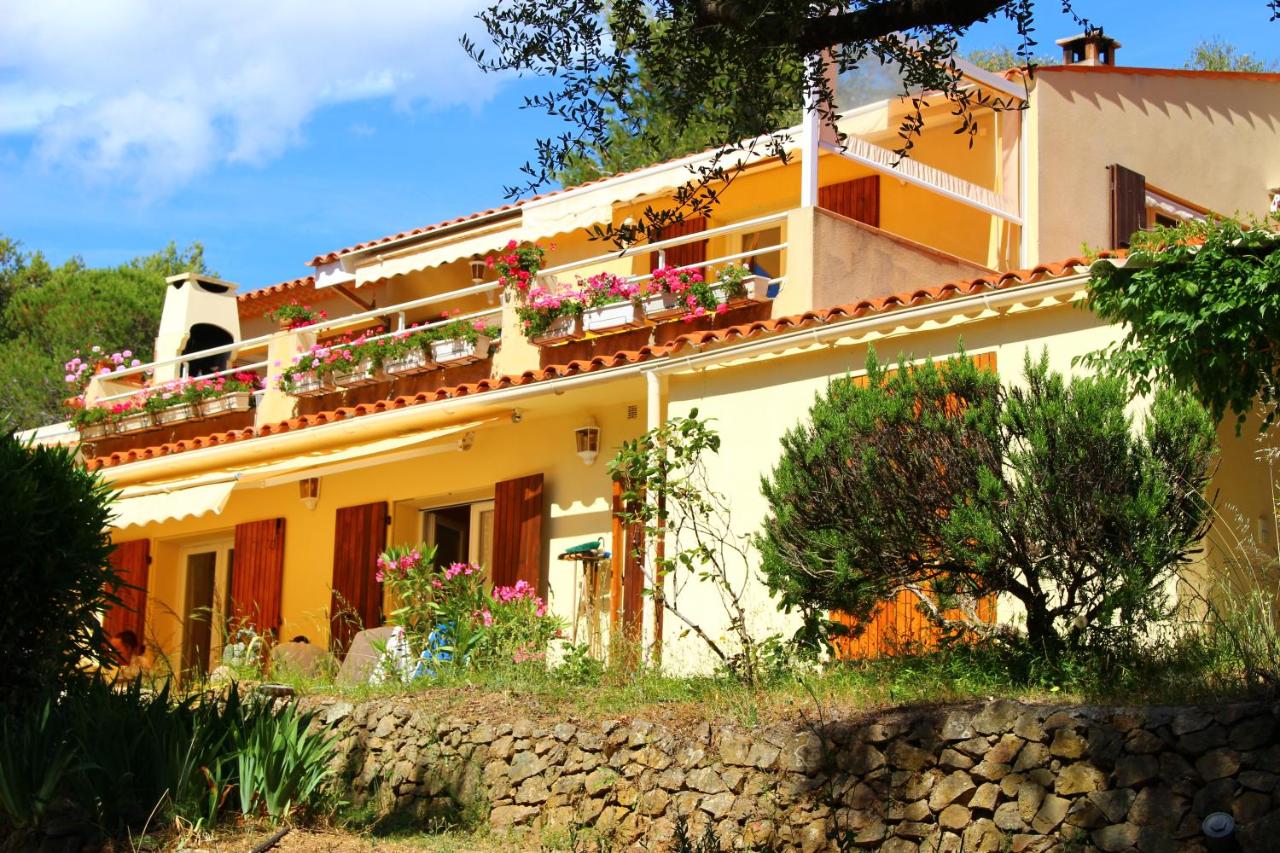 Résidence Les Mandiles - Chambres d’hôtes Cargèse