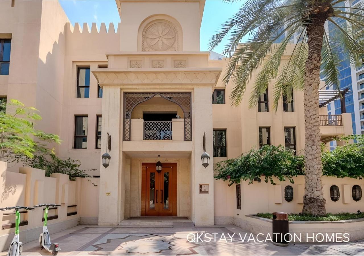 5 Star Burj Khalifa View Spacious 2BR Next to Dubai Mall - B&B Dubái