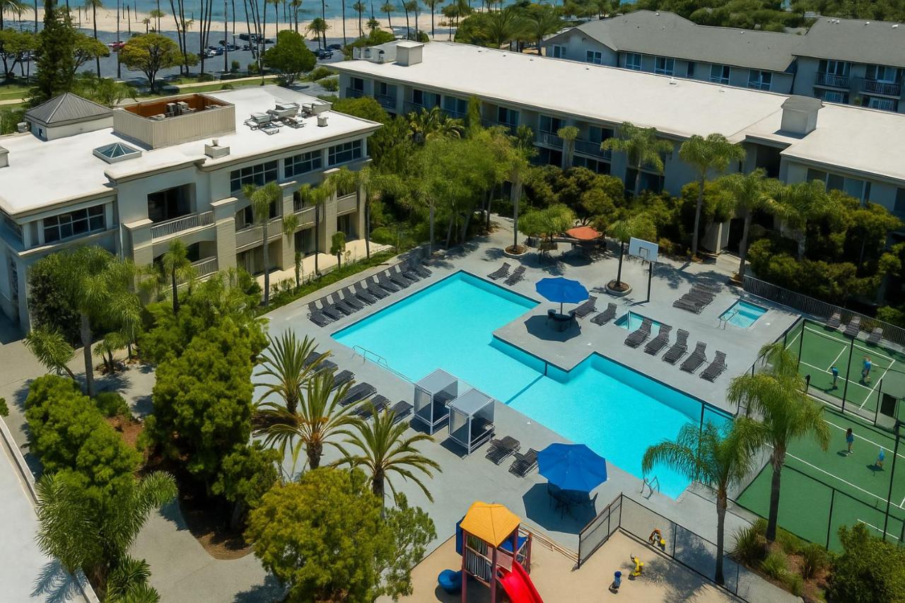 Marina Breeze 1BR - Pool, Hot Tub, Gym - Close to Beach - Ferienwohnung Los Angeles