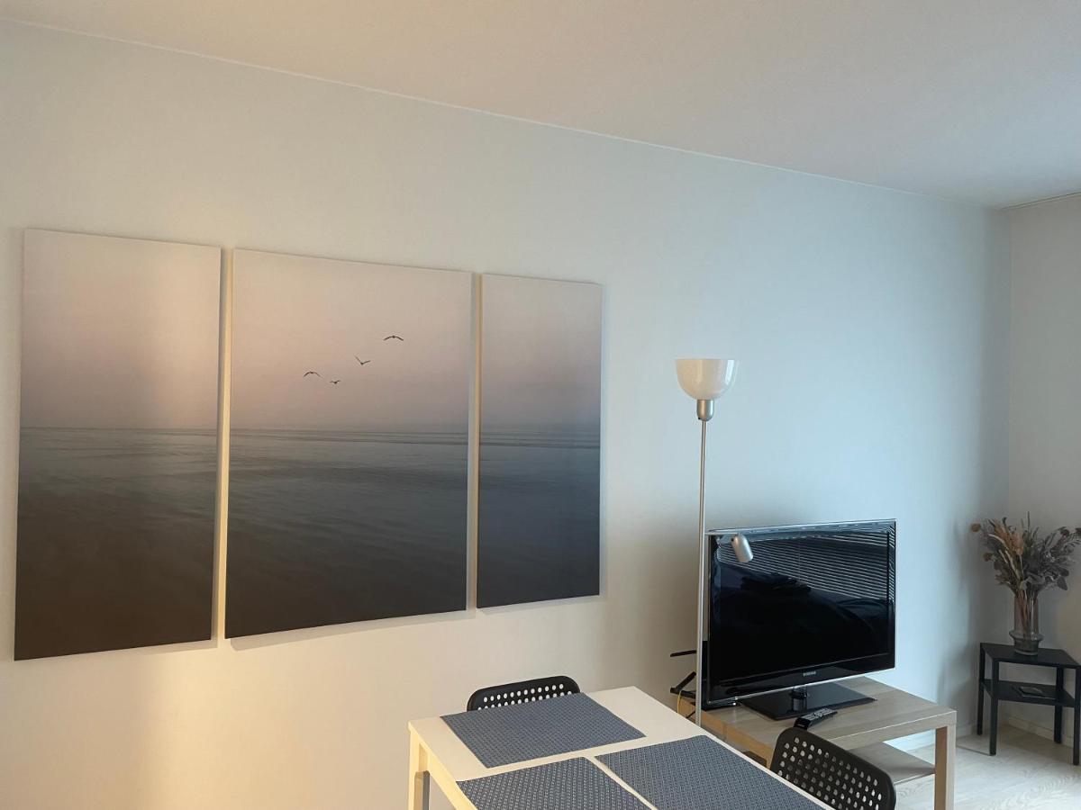Modern 1 bedroom apartment with a patio - B&B Turku