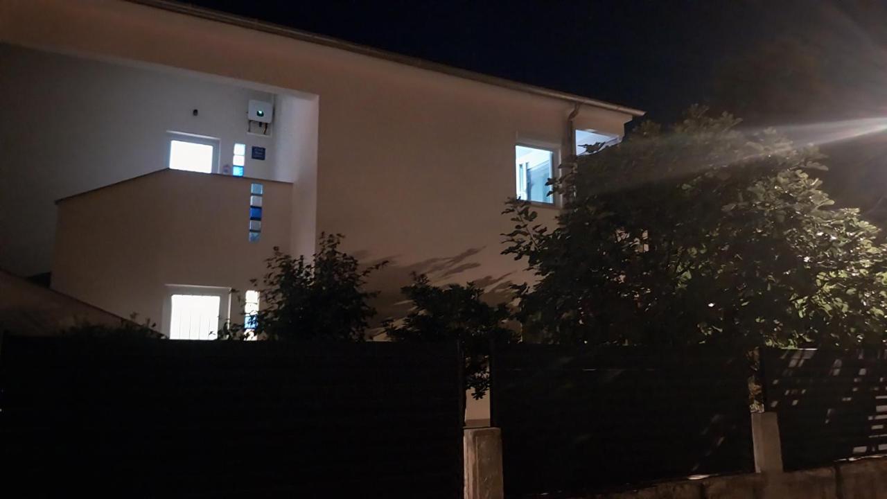 LAVANDA Apartman - Chambres d’hôtes Malinska
