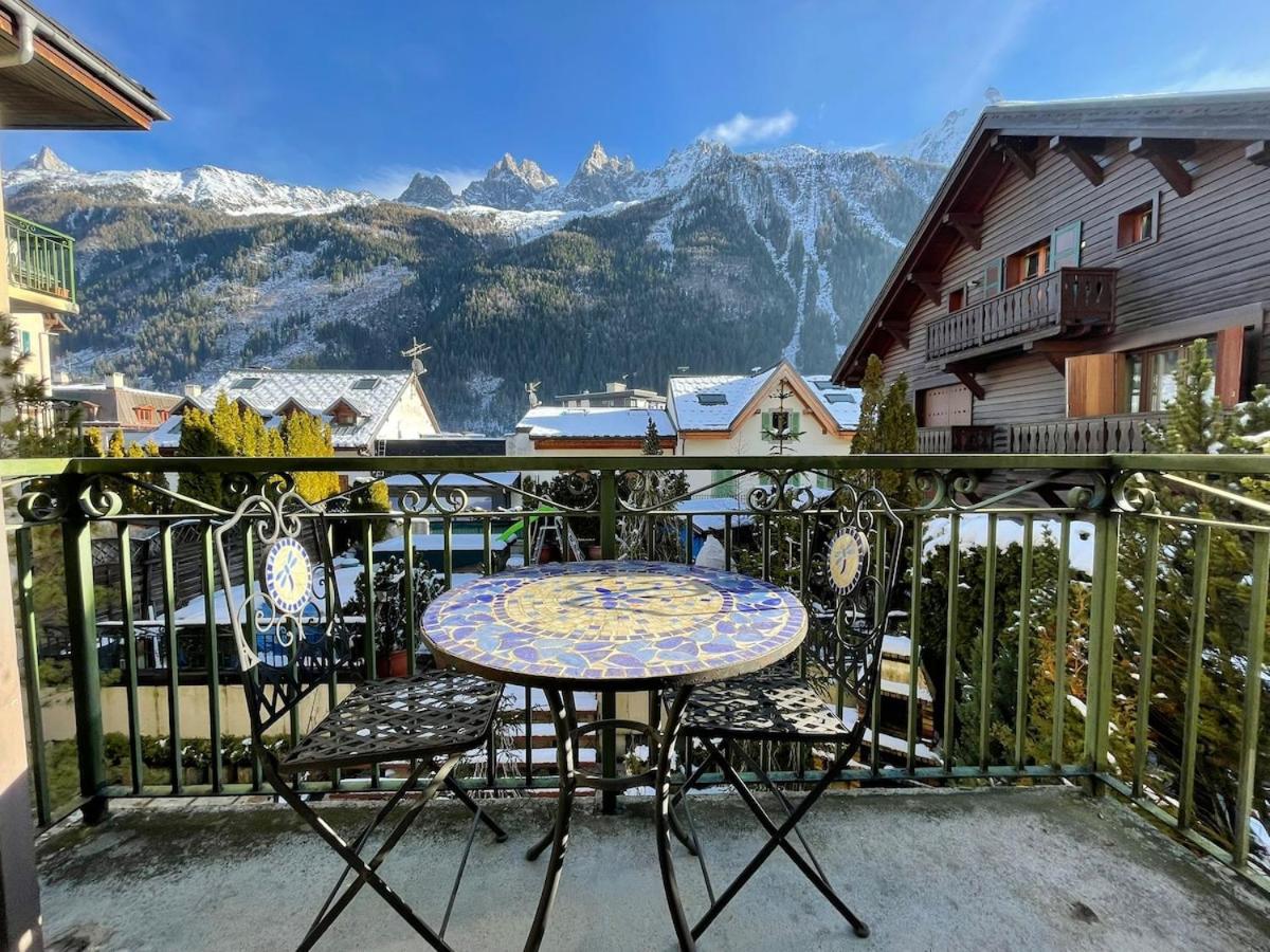 Downtown Chamonix Studio & Stunning Mountain View - B&B Chamonix
