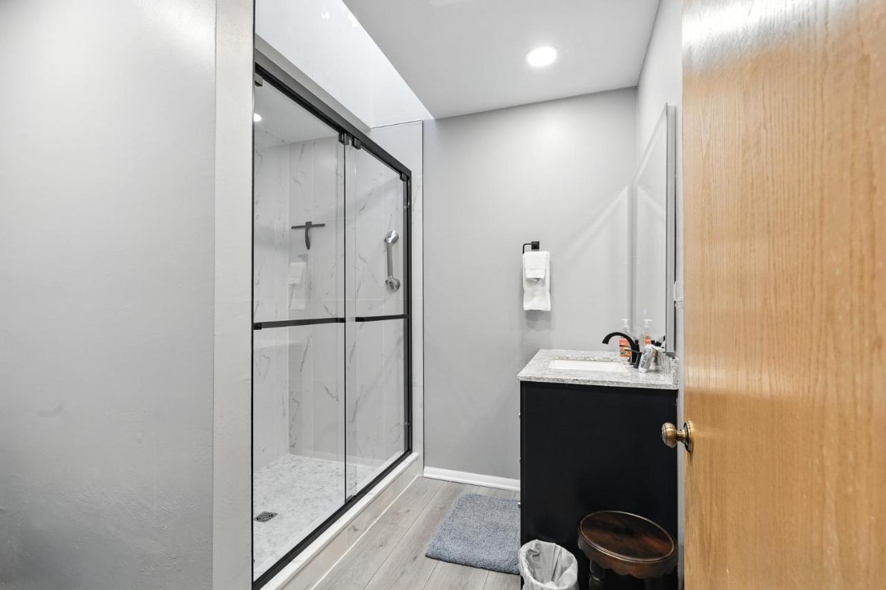 Hilltop Hideaway Unit B-5 by Simple Life Rentals - B&B Fish Creek