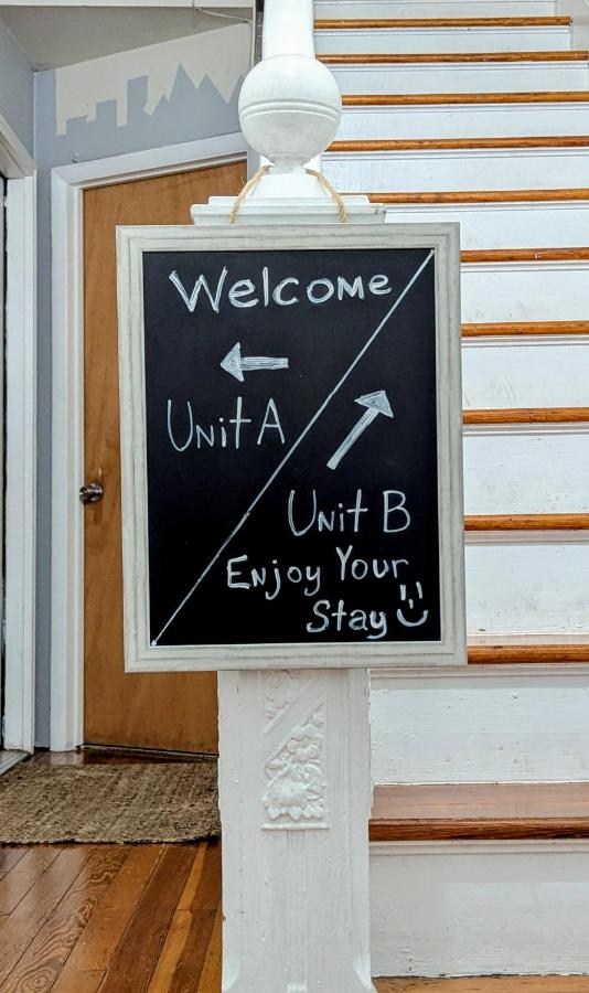 Relaxing Rustic Oasis, Unit A - 6 minute walk to Downtown! Pet-friendly & Cyclists Welcome! - B&B Cumberland