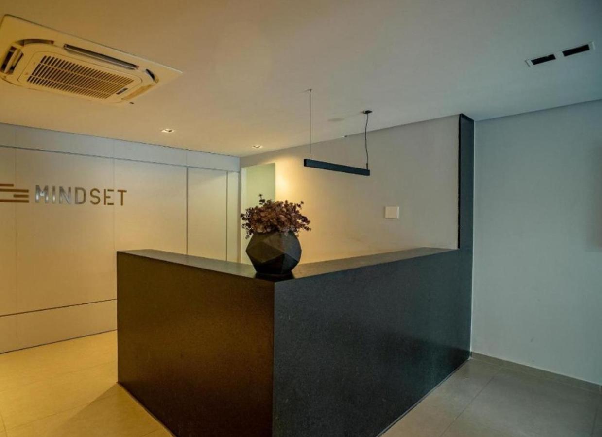 Apartamento 2 quartos, luxuosos e 2 min da praia de Manaira decorado para o Halloween - Bed and Breakfast João Pessoa