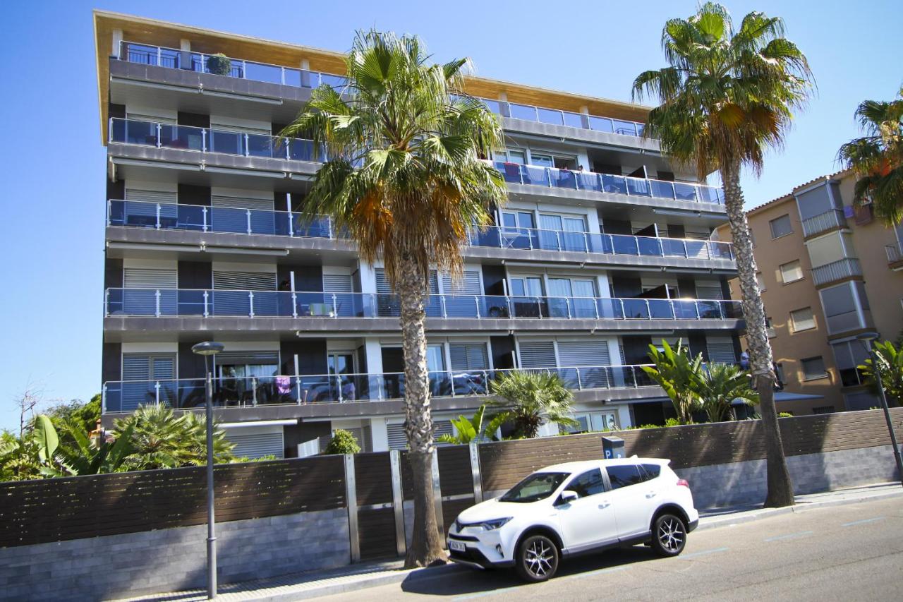 Soluxe only families Planetcostadorada - Bed and Breakfast Salou