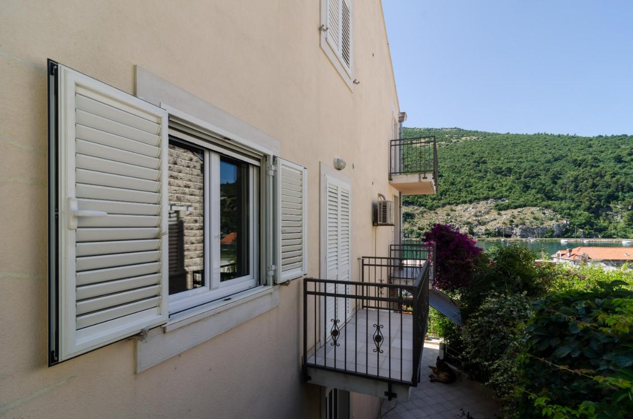 Apartment mit 1 Schlafzimmer, Balkon und Meerblick