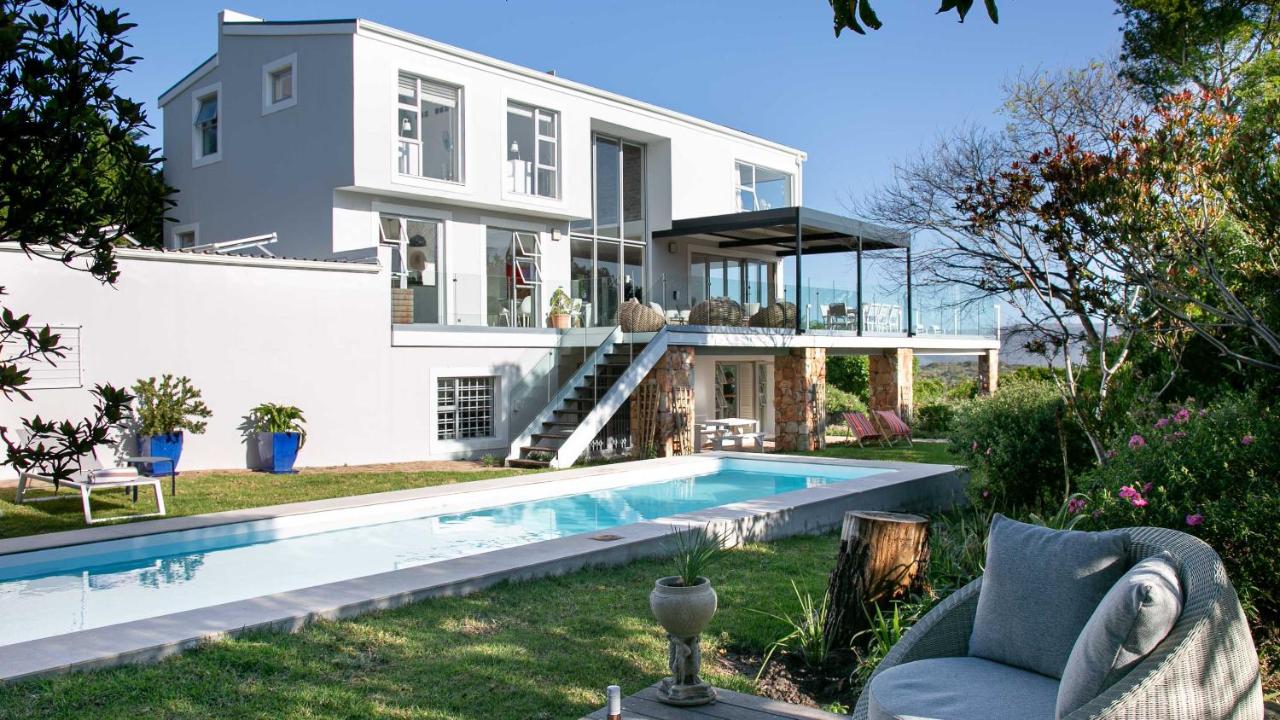 Two Oceans - solar backup power - Bed and Breakfast Kaapstad