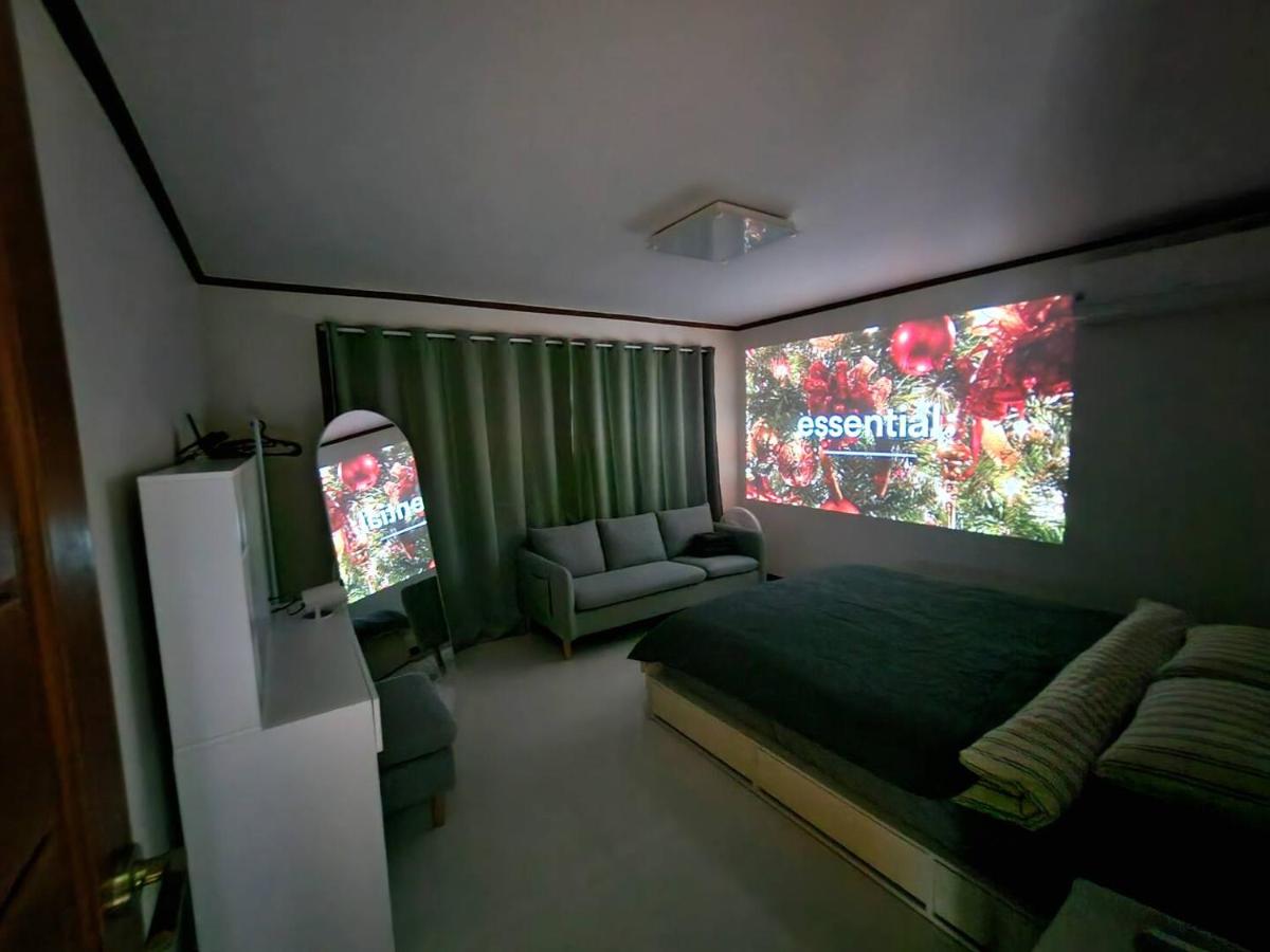 Dalgona Sweet In Gangnam - B&B Seoul