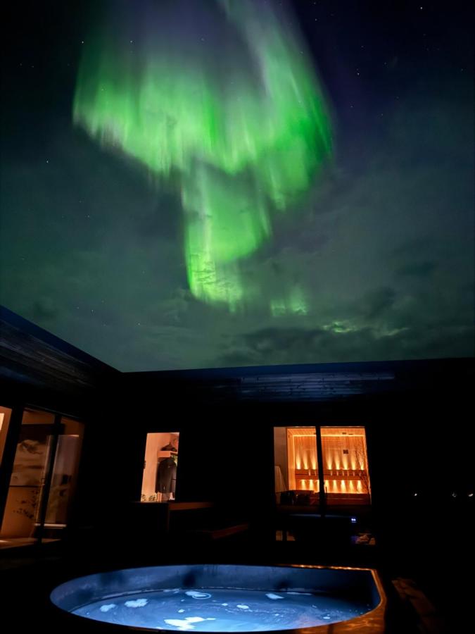 NEW - Seafront Luxury Villa near Henningsvær - B&B Kleppstad