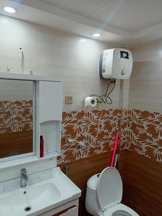 One bed apartment in Lahore - Chambres d’hôtes Lahore