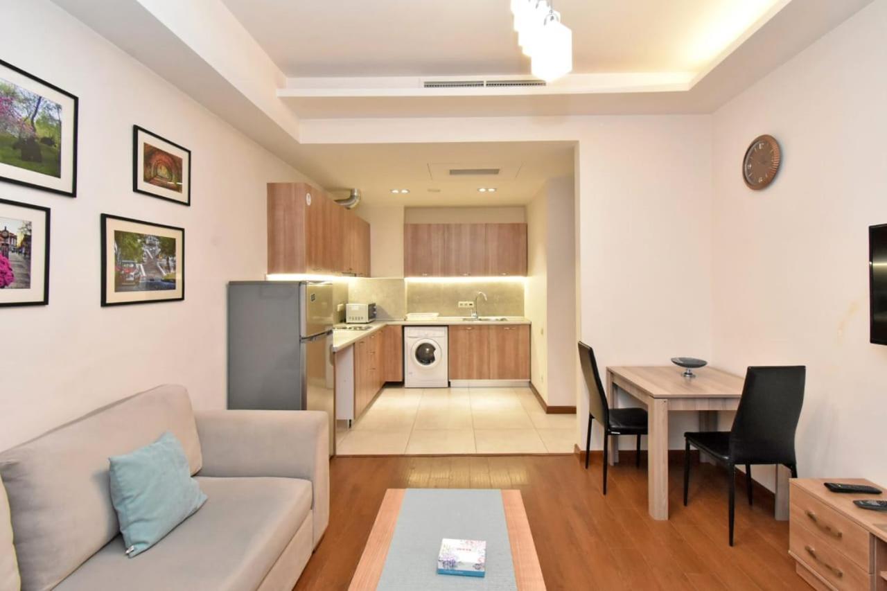 Apartments by MR Yeravan in the city centre - Ferienwohnung Jerewan