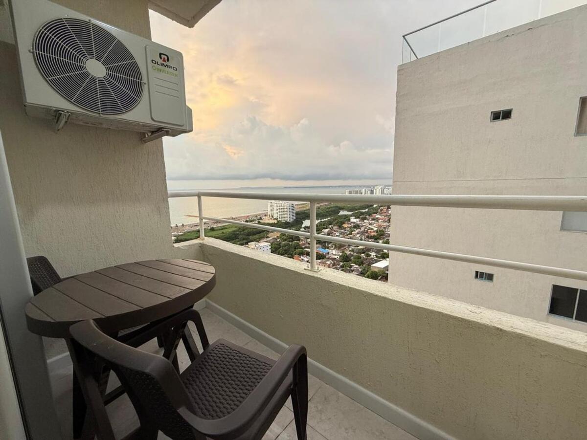 Vacation Apartment 28th Floor - Bed and Breakfast Cartagena