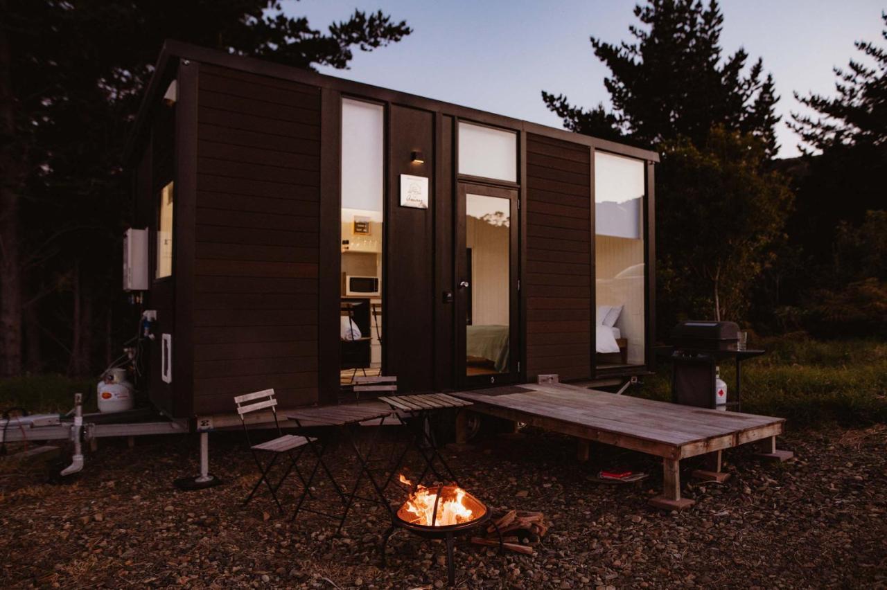 Kūaotunu Cabin 2 by Tiny Away - B&B Kuaotunu