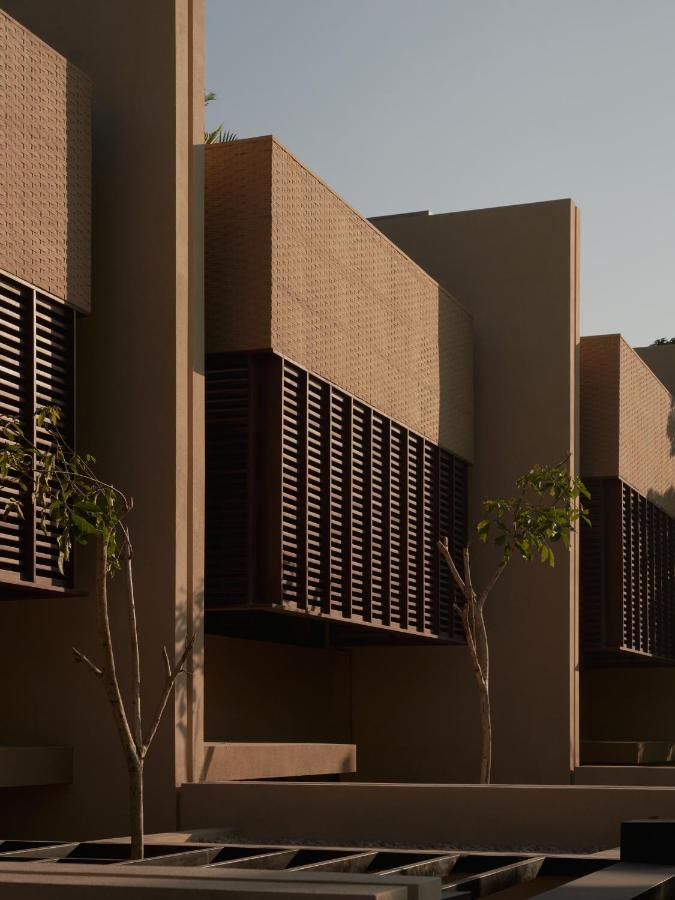 Leaf Villas - brand new tri-level villas - 500m to beach and Finns - Chambres d’hôtes Canggu