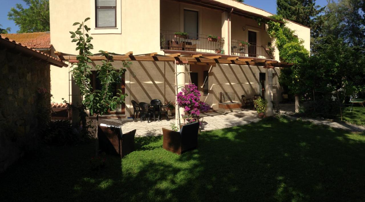 Agriturismo Casal Taccone - B&B Tarquinia