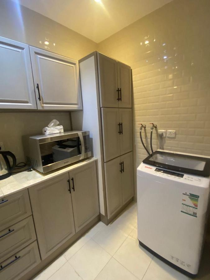 شقة راقية 3 غرف نوم وصالة ومطبخ وحمامين حي باقدو a1 - Bed and Breakfast Medina