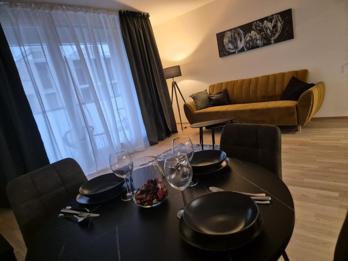 Grande Apartment Residence Madeleine - Bed and Breakfast Praag