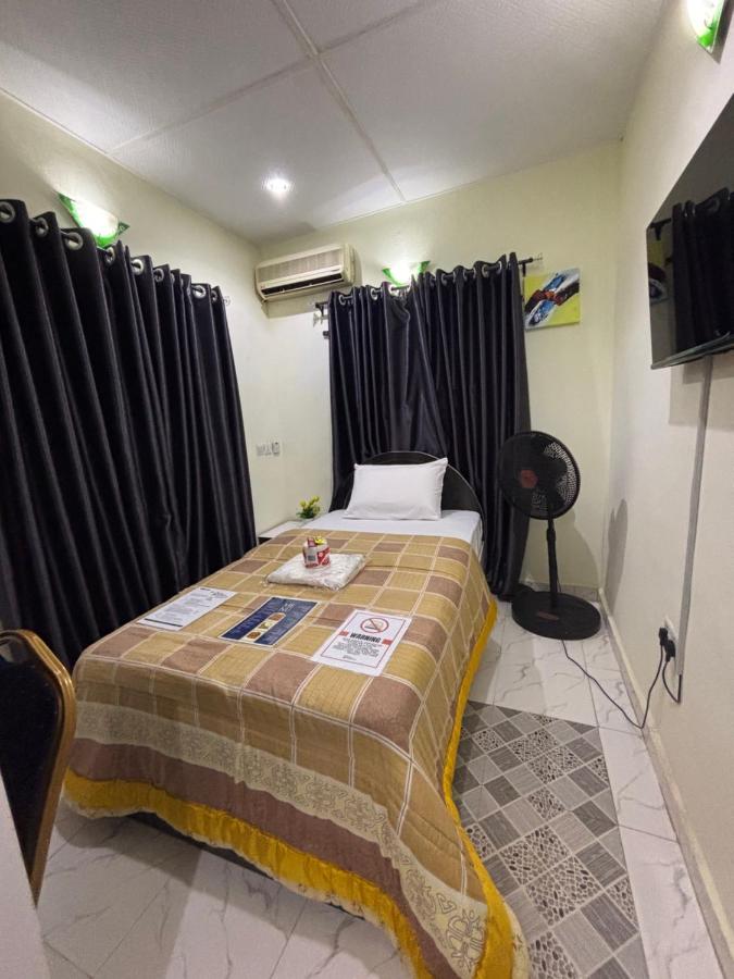 Habitación Individual con baño privado