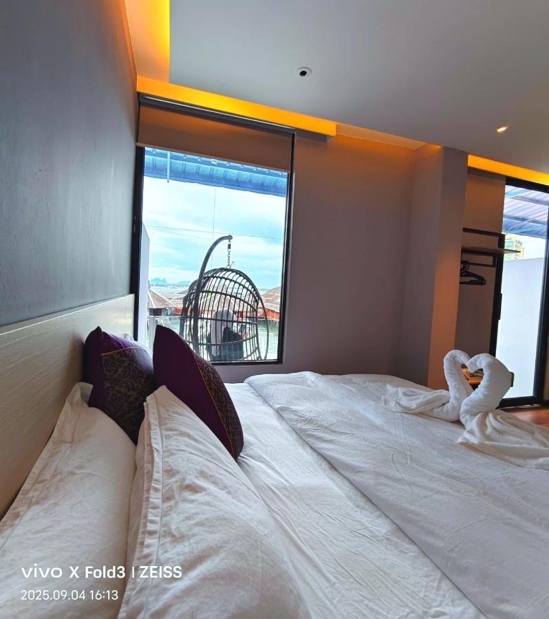 Chambre Lit Queen-Size - Vue sur Mer