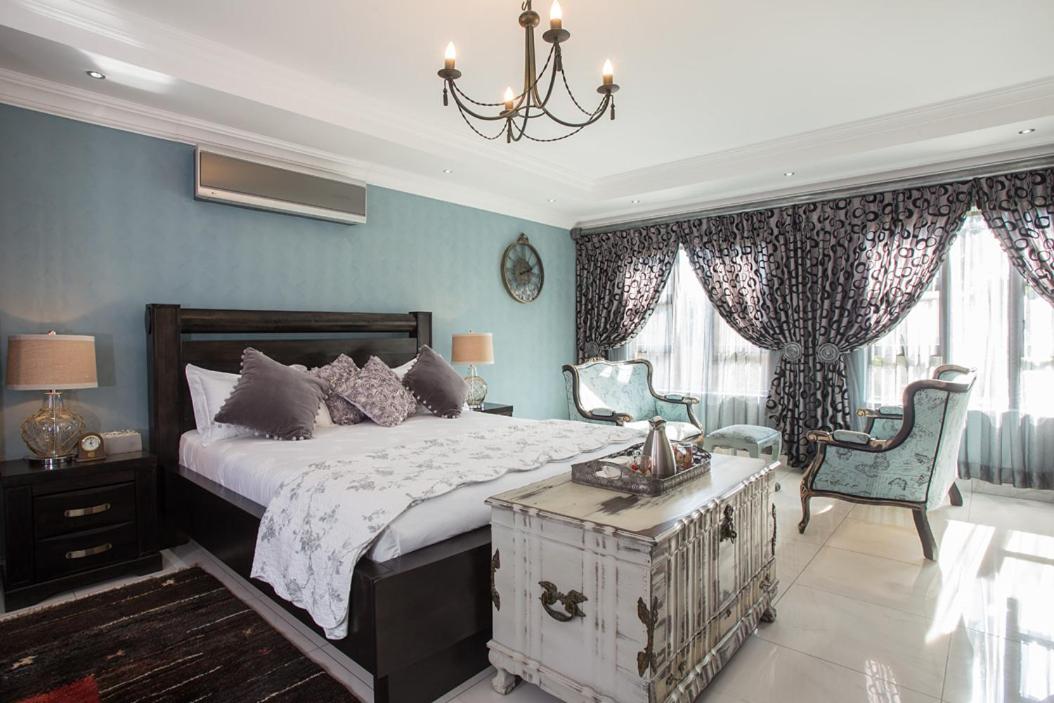 Presidential Suite