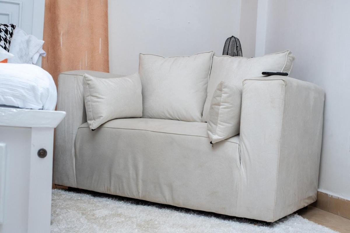 Couple-Friendly Studio Apartment In Pangani - B&B Nairobi