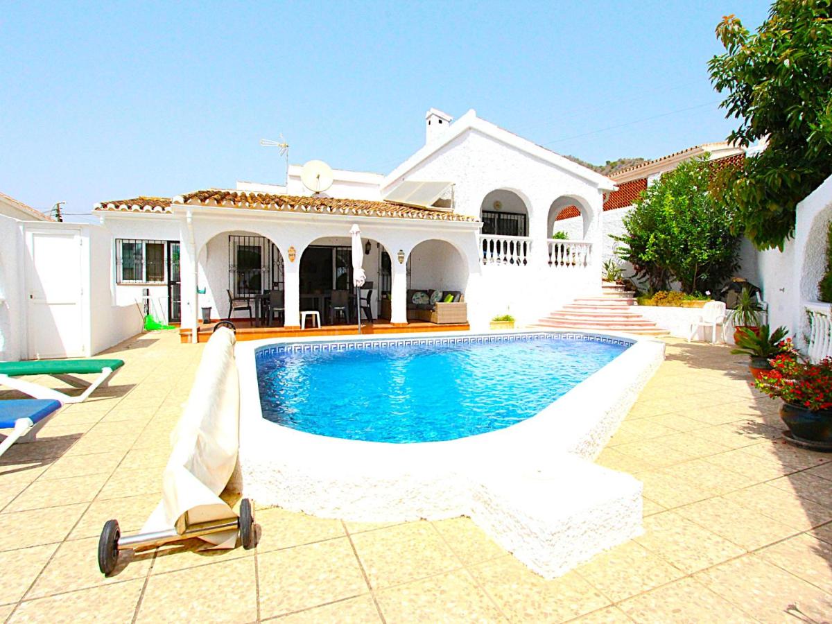 Villa Acebo 3 Bedroom detached Villa with private pool - Ferienwohnung Nerja